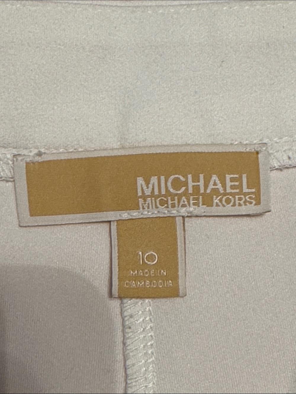 Michael Kors Tailored Shorts - Picture 6 of 6